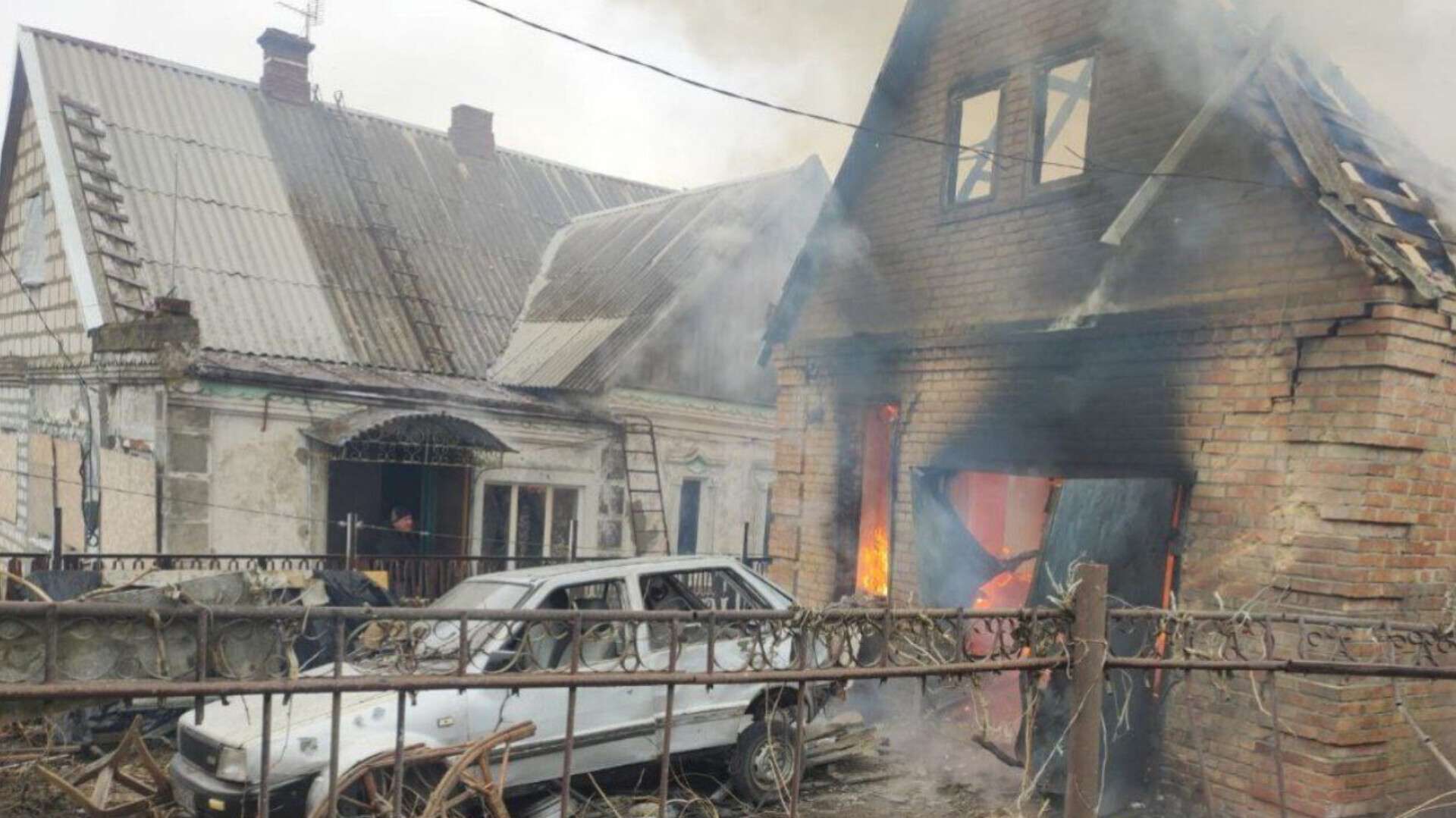 Кривавий терор на Дніпропетровщині: росіяни атакували мирне населення, спричинивши жертви та руйнування