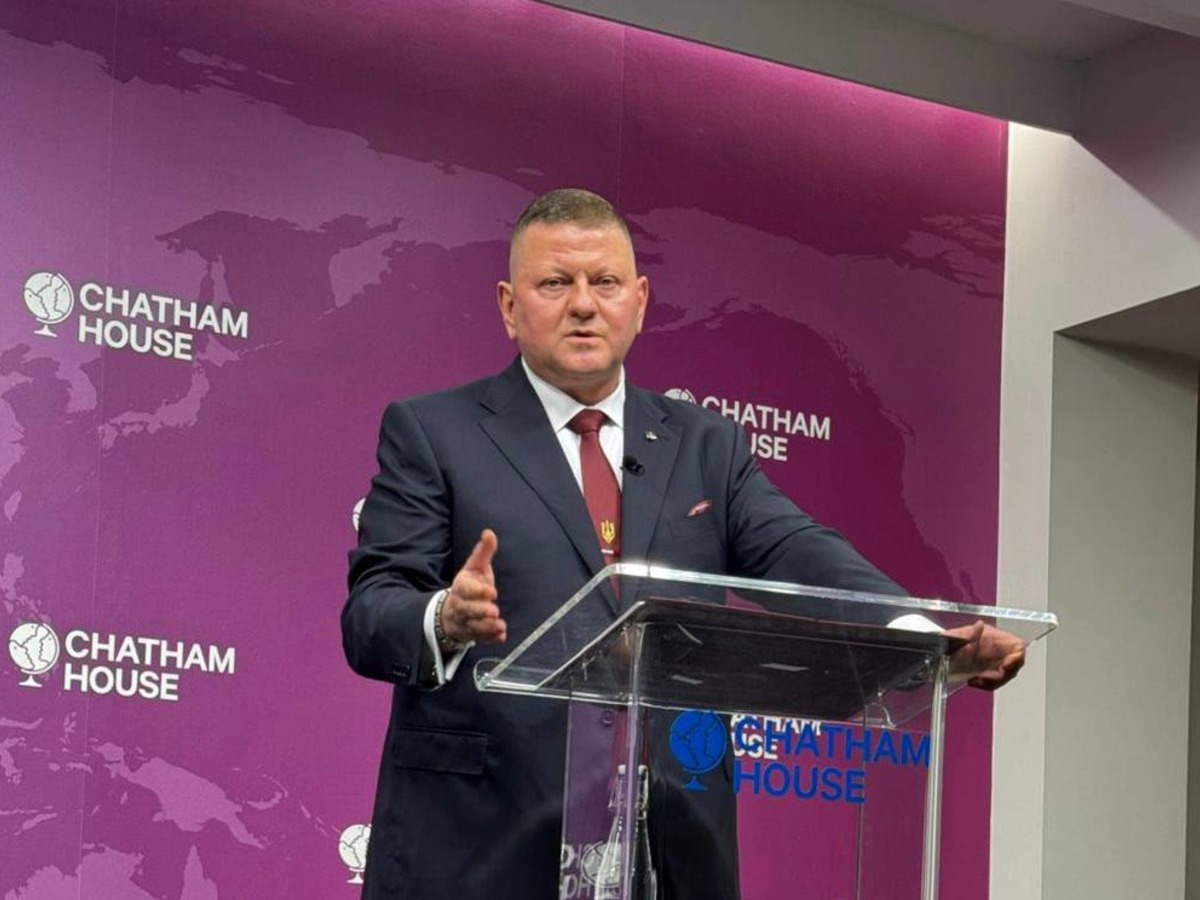 "Залужний очолює рейтинг довіри українців, Зеленський – на четвертому місці, – нове соцопитування".