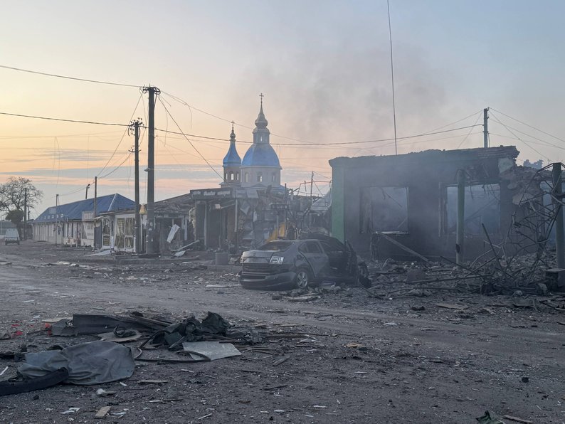 Історична пам'ятка знищена: Росіяни атакували профтехучилище у Покровську, відкрите ще у 1883 році (Відео)
