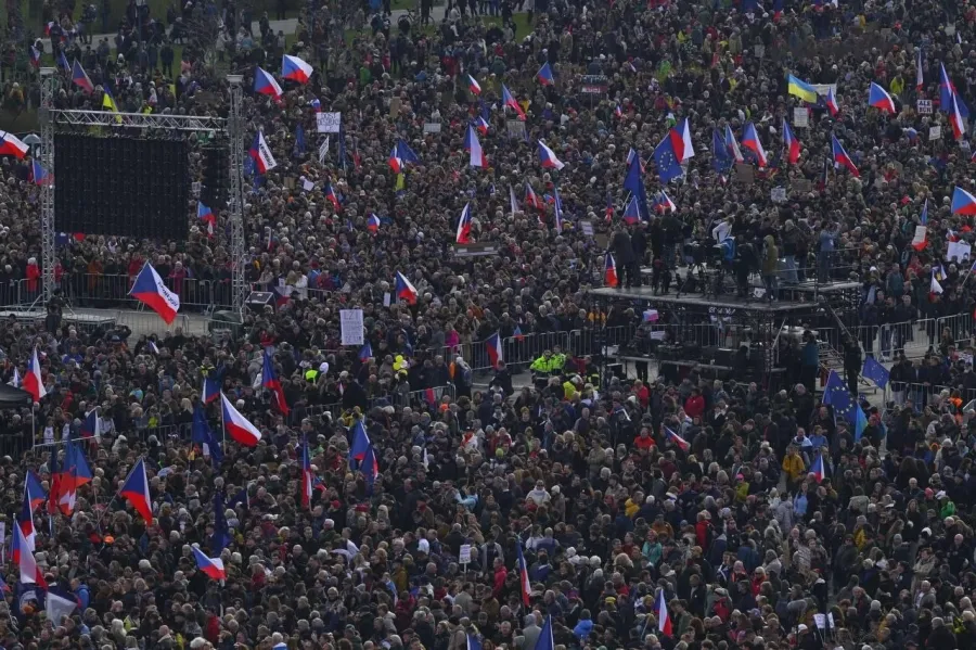 Народний гнів в Чехії: масштабні протести проти діючої влади