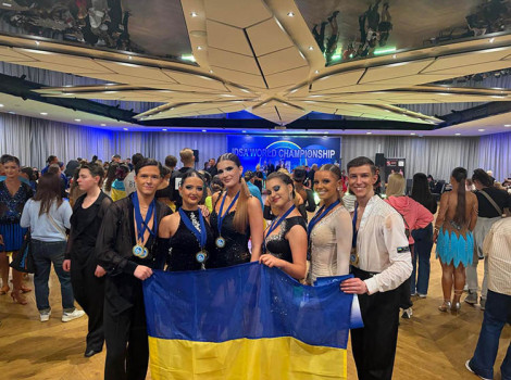 Тріумф Прибережних Танцюристів: Дніпропетровщина Підкорює Світову Сцену