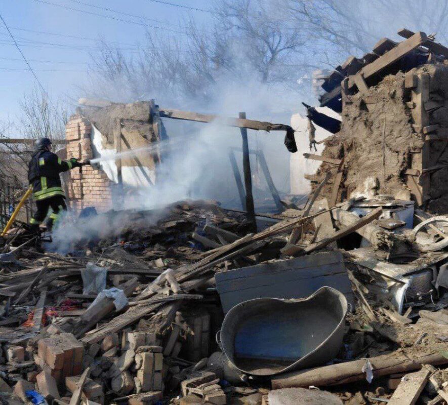 Війна кривавим відбитком: Росіяни обстріляли Дніпропетровщину, поранивши трьох мирних жителів
