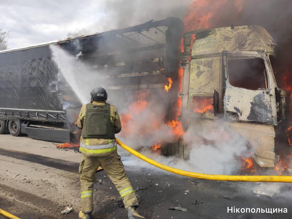Перед Великоднем: Дніпропетровщина під вогнем, два райони постраждали від російських ударів
