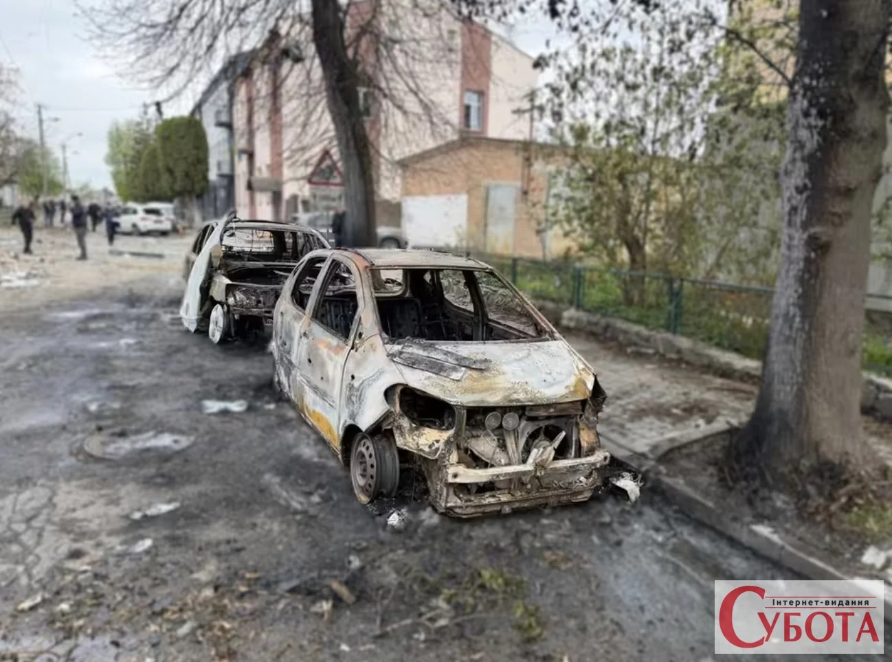 Дубно під вогнем: нічна атака залишила руйнування, постраждалих. Фото.