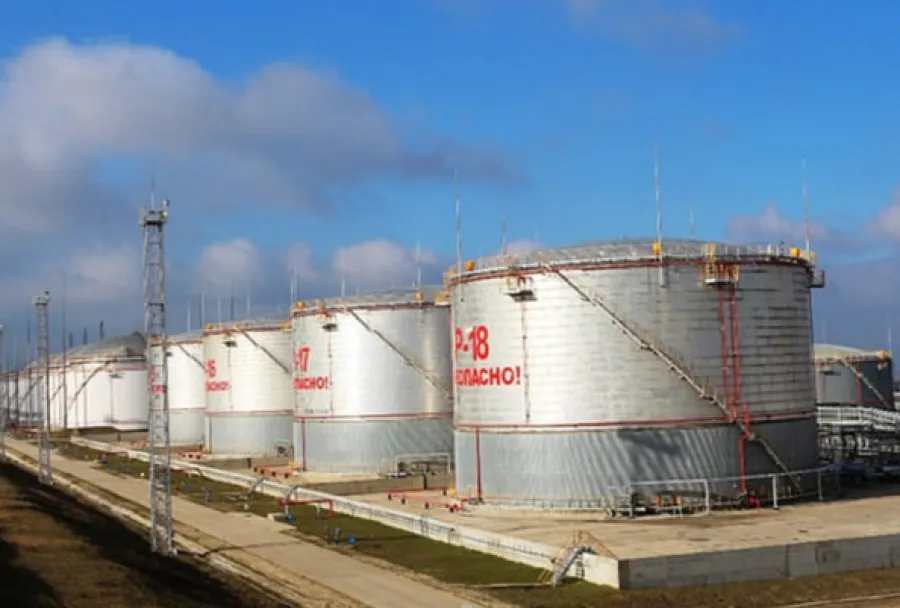 Українські розвідники знищили два аеродроми та нафтовий термінал РФ.