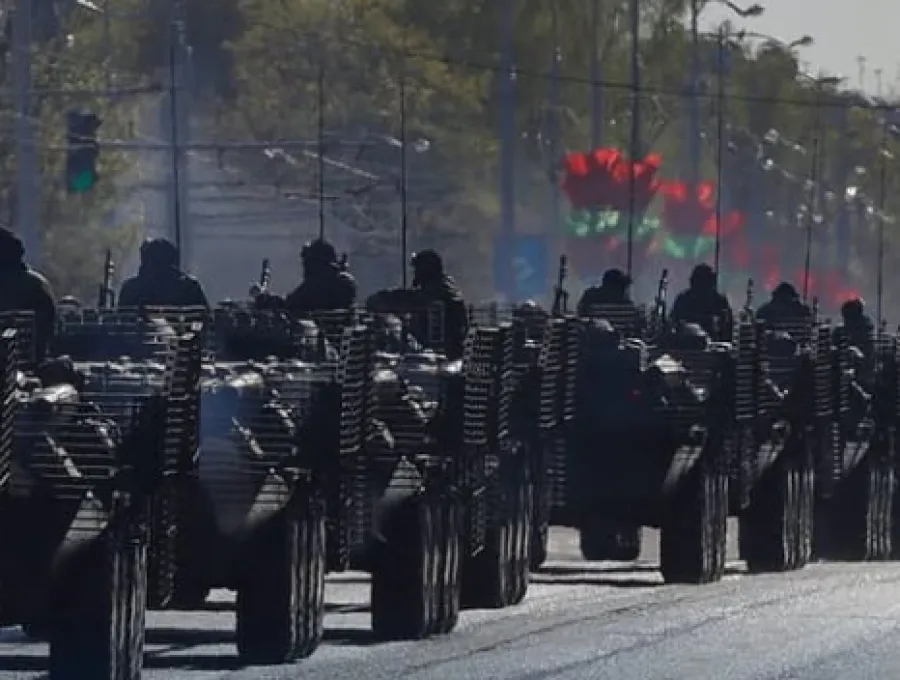 Білоруські танкові батальйони тренуються просто біля кордонів Литви та Польщі